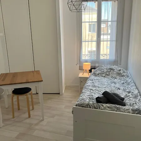 L'Escale Royer - Studio Lumineux Et Nuits Calmes, 1 A 2 Personnes * Tours